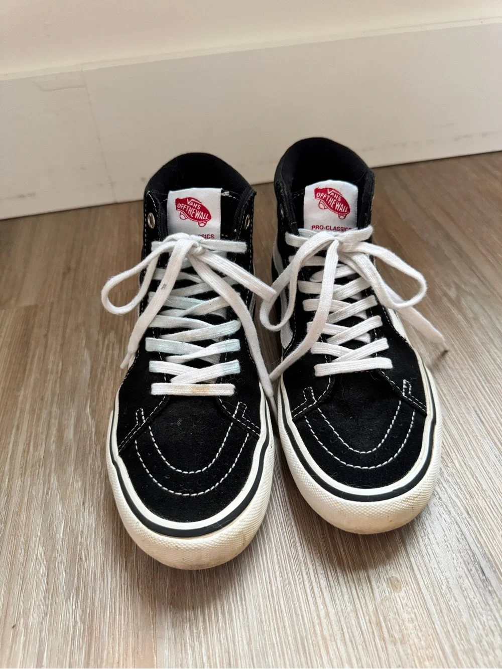 Vans Sk8-Hi Pro Classic Black White High Top Sneakers Men’s 6 Women’s 7.5